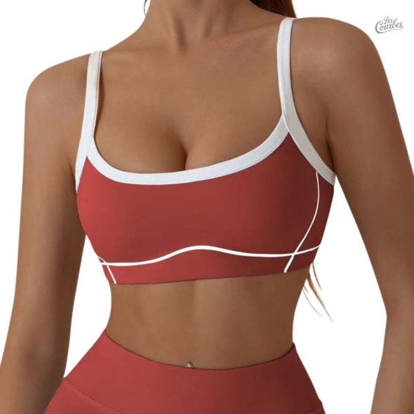 Brassière légère avec design encolure dégagée
