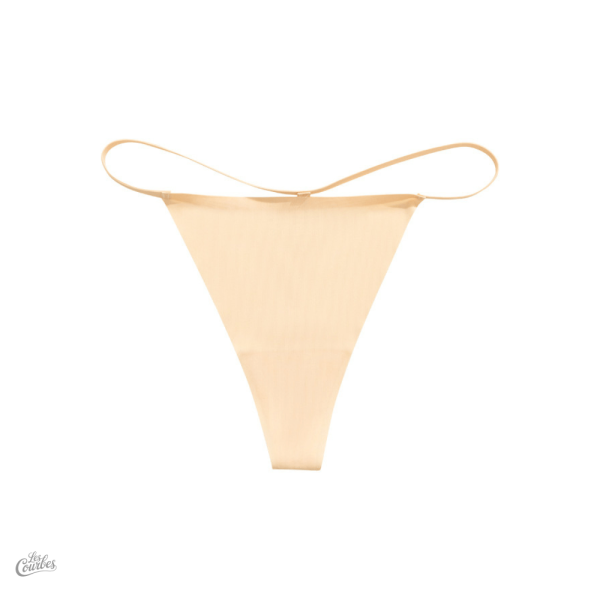 Style minimaliste avec G-String taille basse