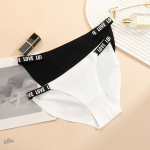 String sexy taille basse, indispensable dans votre garde-robe