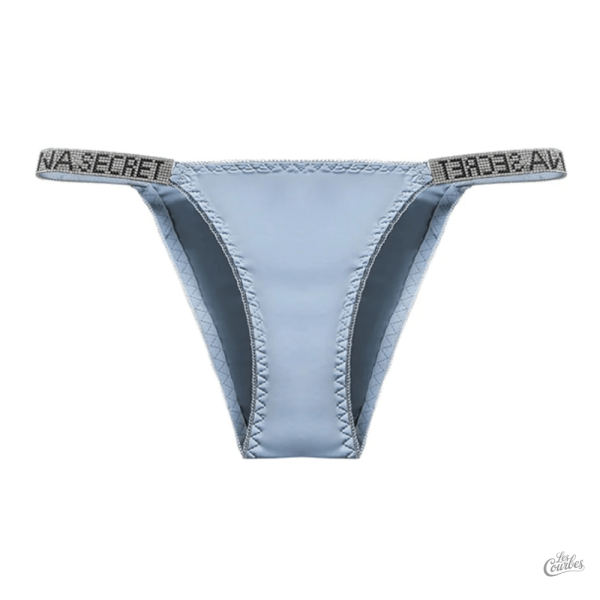 String taille basse, accessoire de mode incontournable