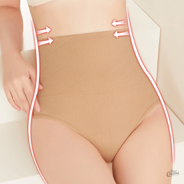 Sous-vêtements invisibles sous les vêtements
