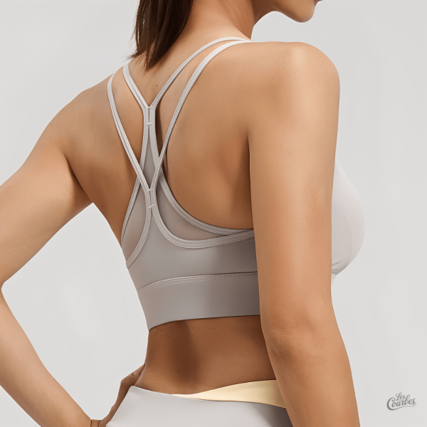 Décolleté scoop pour un confort optimal