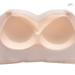 Polyvalent et confortable, un essentiel de la lingerie