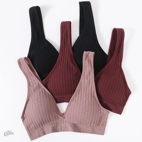 Soutien-gorge plongeant offrant un maintien discret