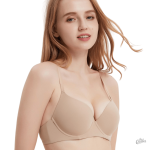 Soutien-gorge push-up élégant et discret sous les vêtements