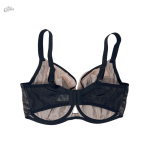 Lingerie délicate en dentelle pour grandes tailles