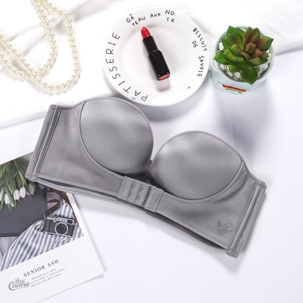 Soutien-gorge avec maintien adapté sans bretelles